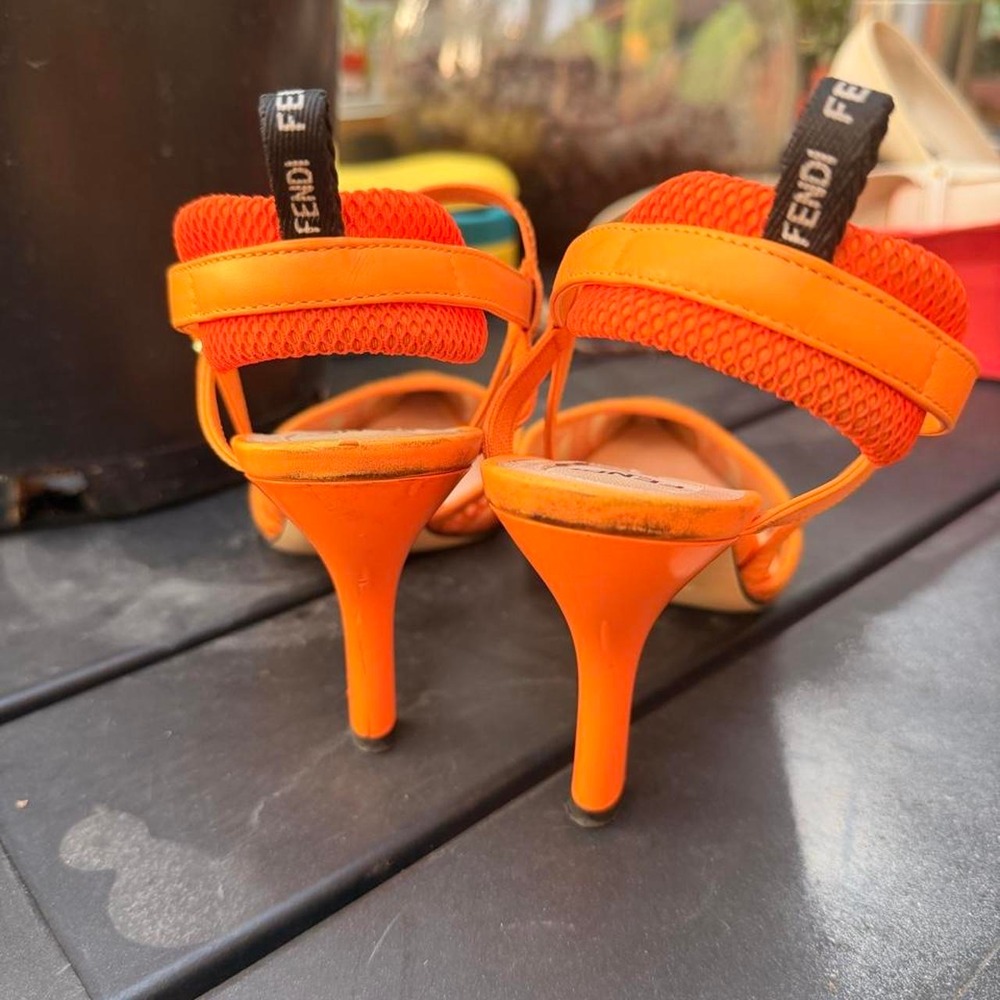 Fendi Colibri Orange Mesh Slingback Pumps Neon Pointed Toe Kitten Heels 36.5 - Picture 3 of 8